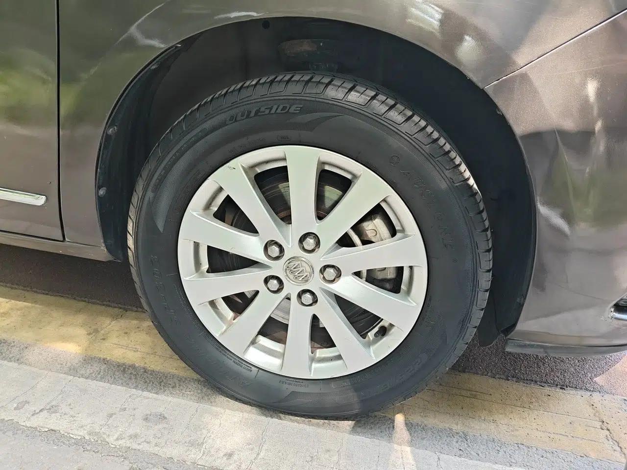 Buick GL8 2017 25S Luxury Version China V Standard — миниатюра 8