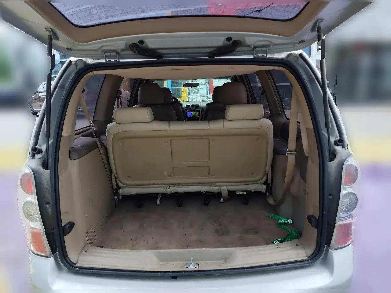 Buick GL8 2012 2.4L BASE Comfort Edition — миниатюра 19