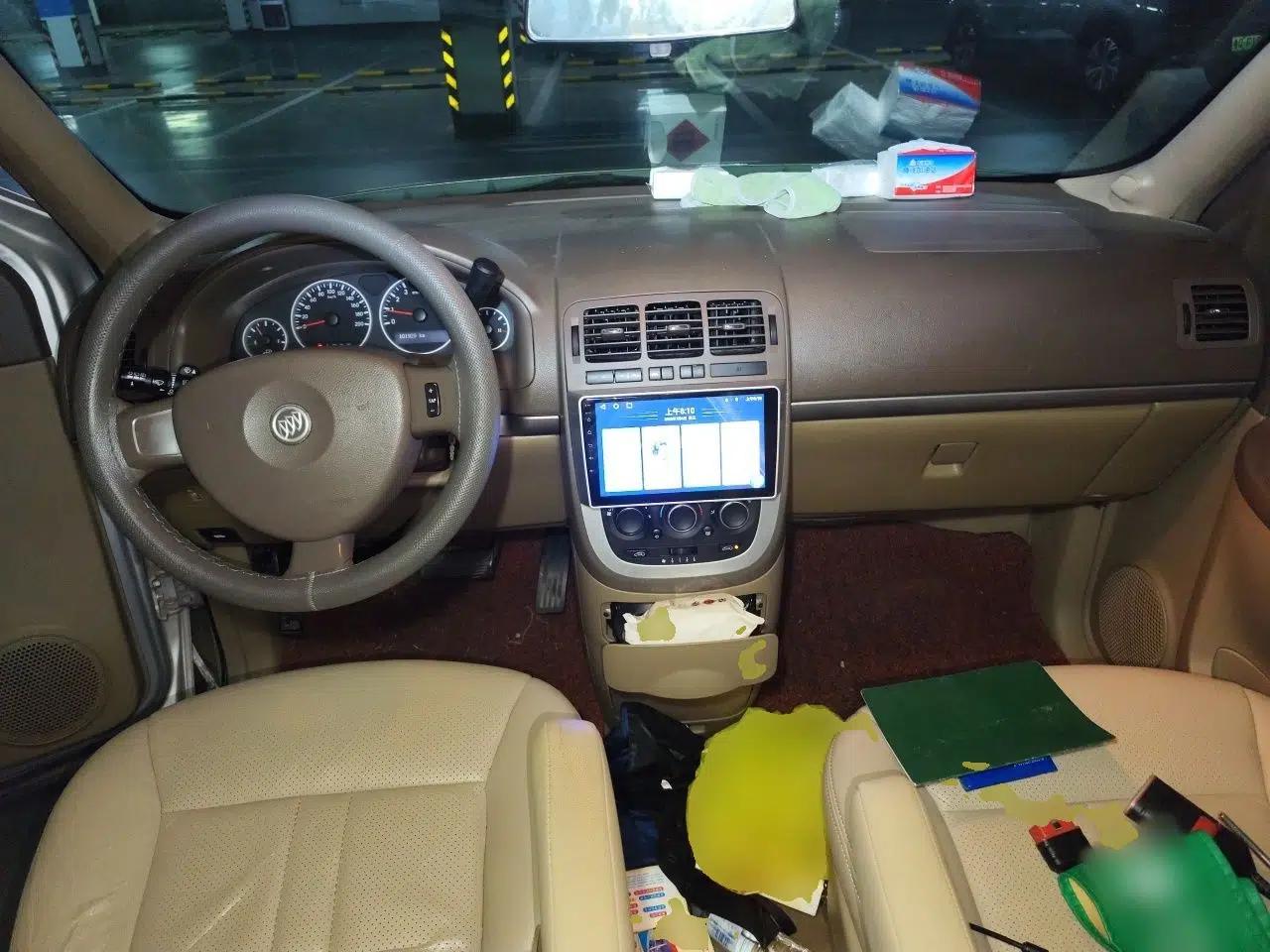 Buick GL8 2012 2.4L BASE Comfort Edition — миниатюра 9