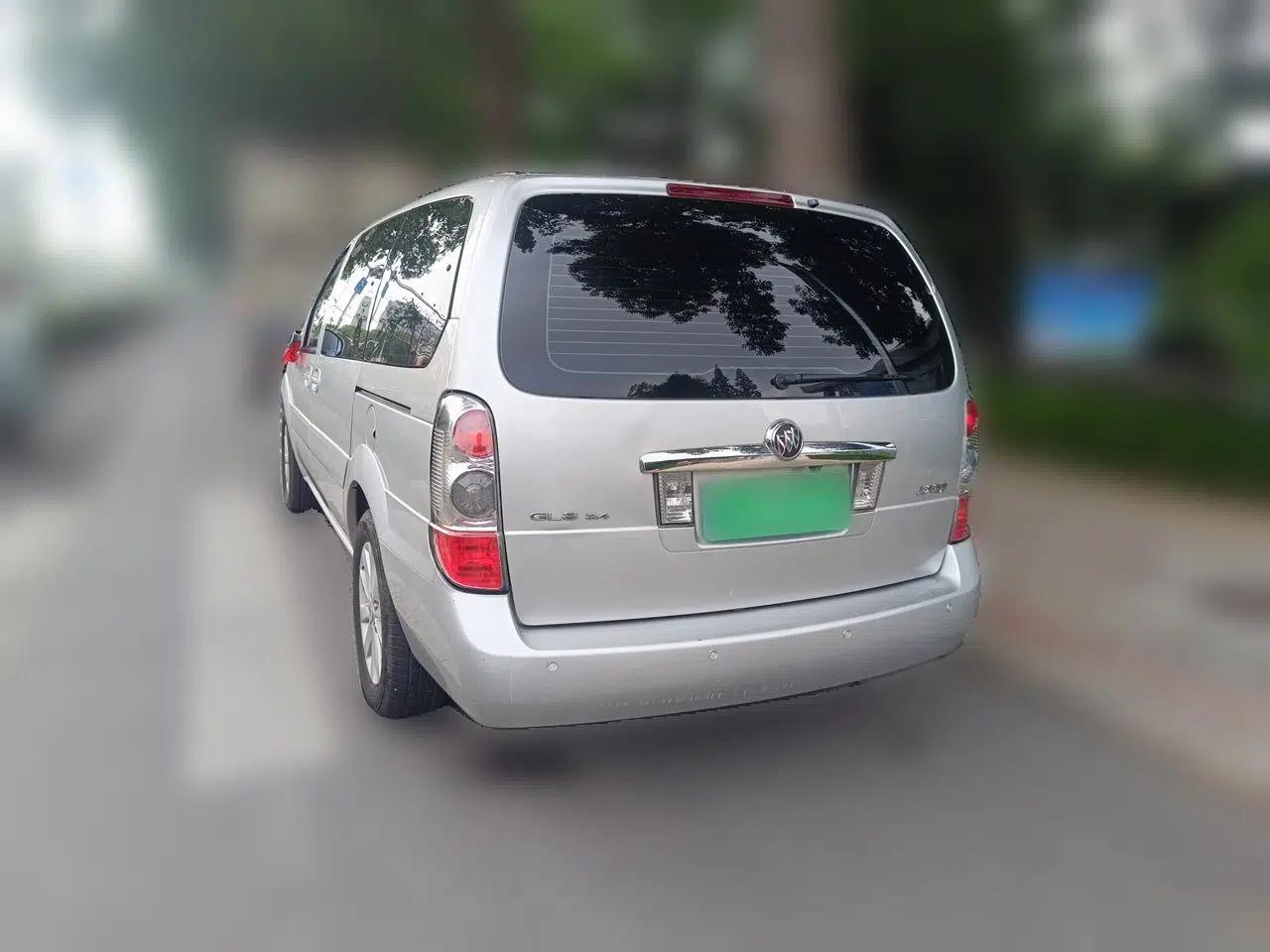 Buick GL8 2014 2.4L Classic Edition — миниатюра 4
