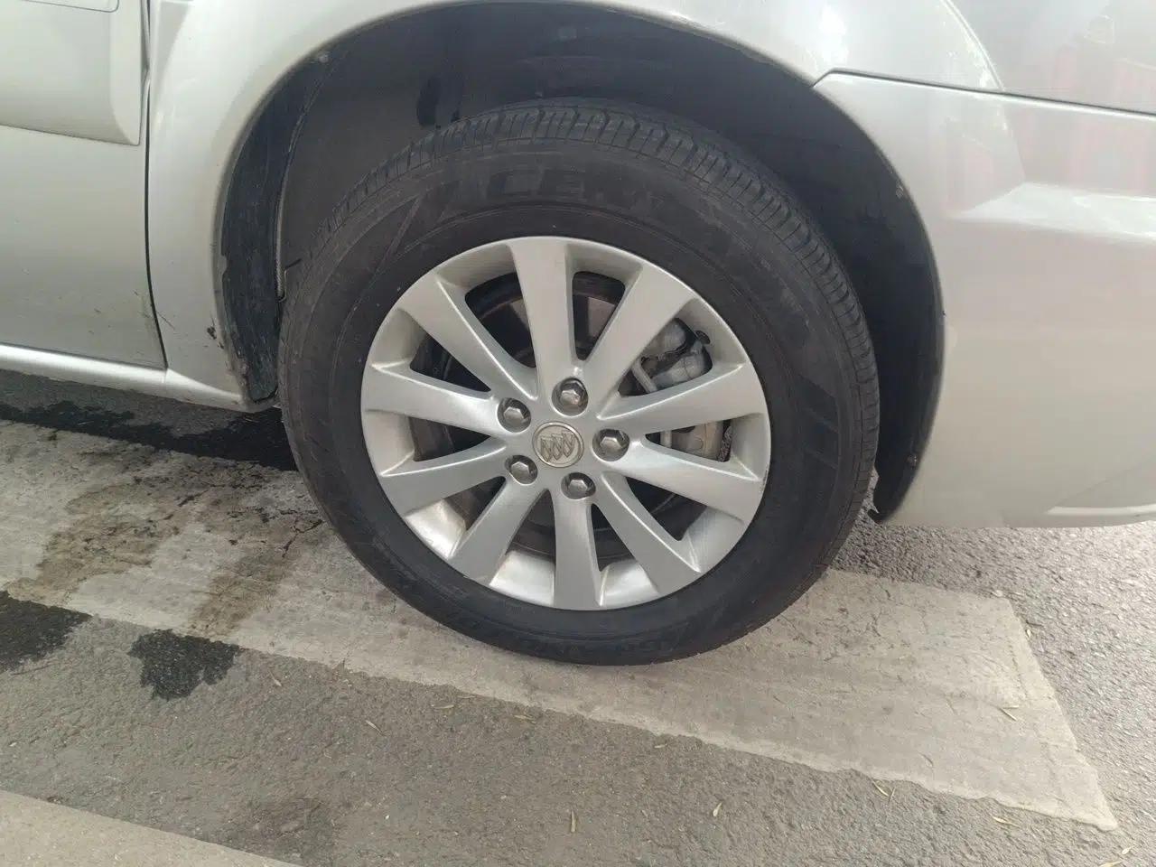 Buick GL8 2014 2.4L Classic Edition — миниатюра 8