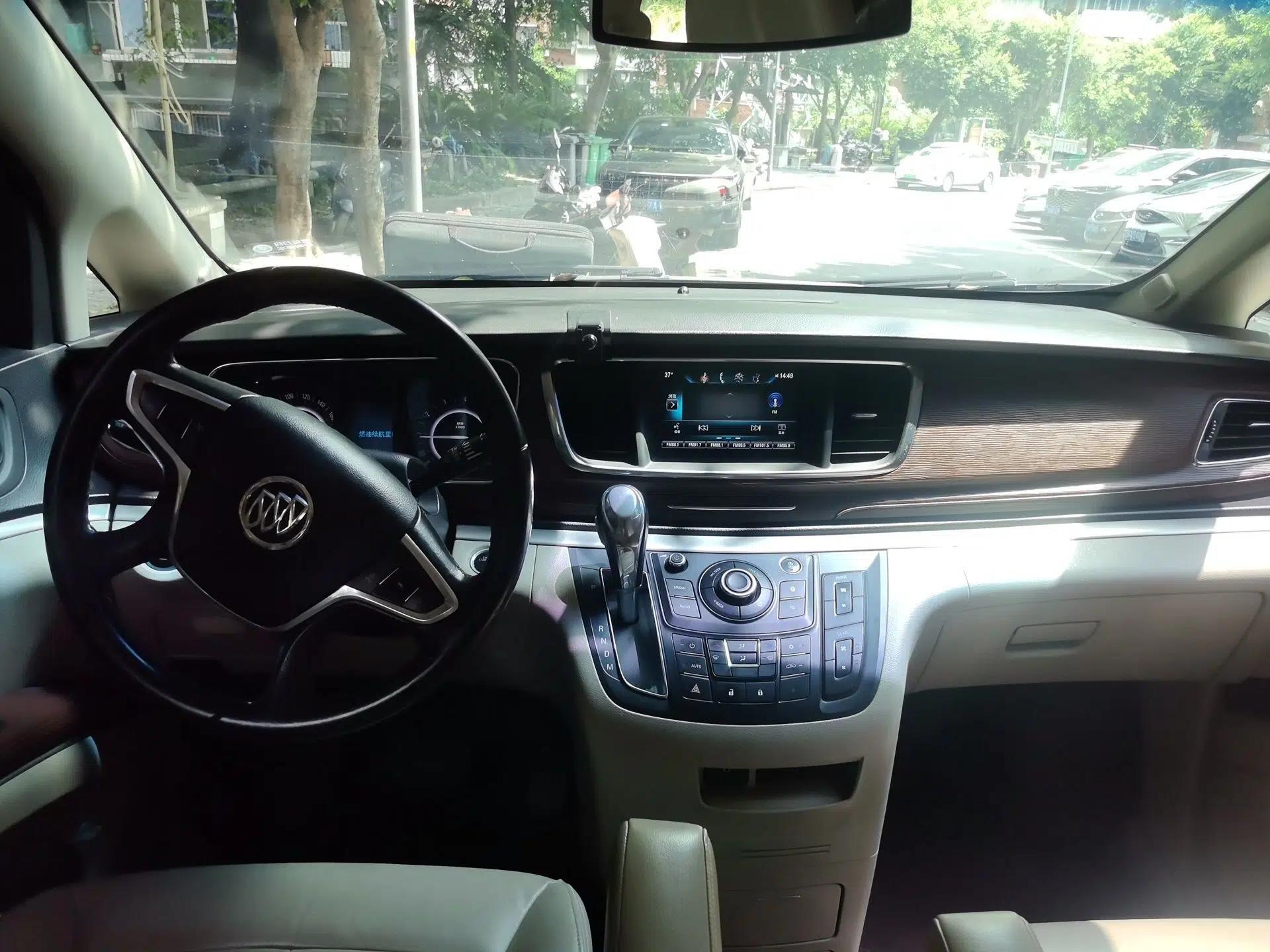 Buick GL8 2018 28T Luxury Model China VI Standard — миниатюра 9
