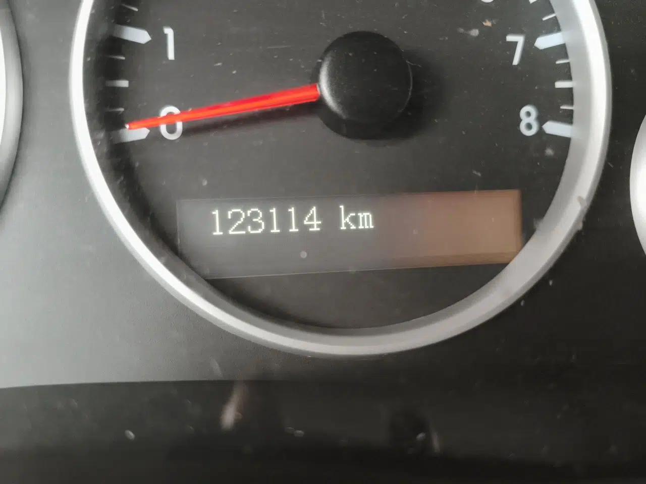Buick GL8 2014 2.4L Comfort Edition — миниатюра 12