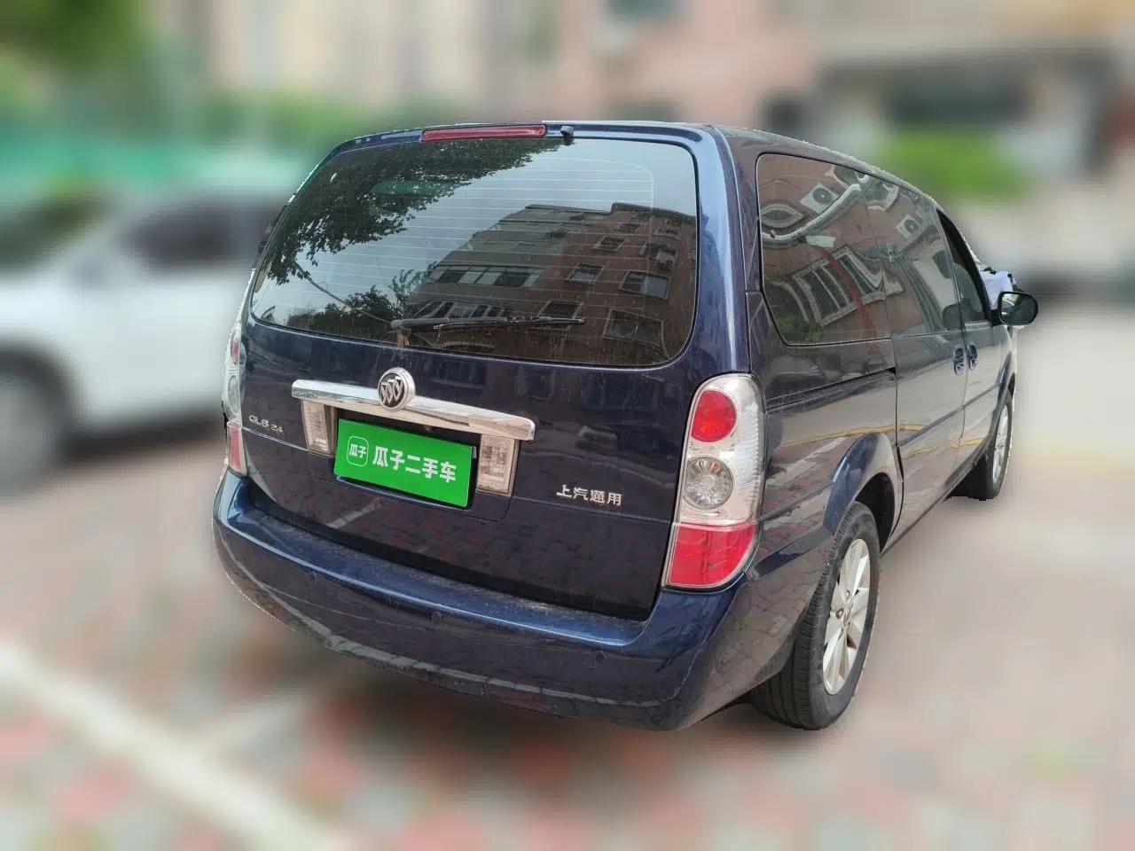 Buick GL8 2014 2.4L Comfort Edition — миниатюра 6