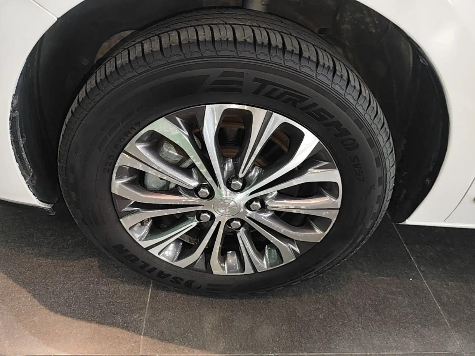 Buick GL8 2020 Land Business Class 652T Luxury Model — миниатюра 10
