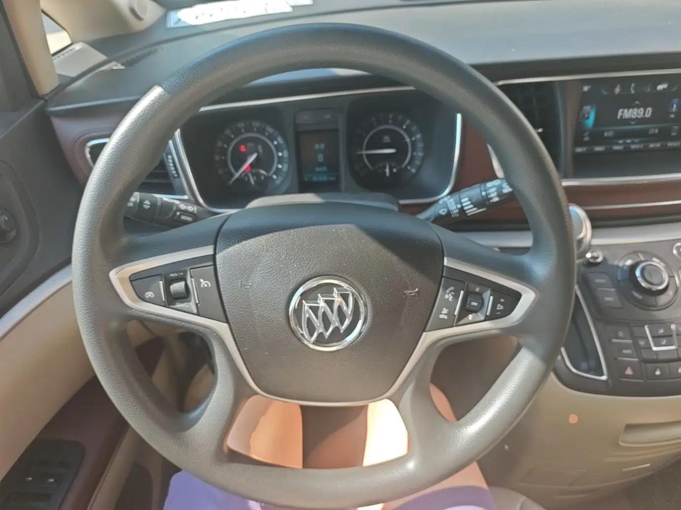 Buick GL8 2018 28T Comfort Model China VI Standard — миниатюра 13