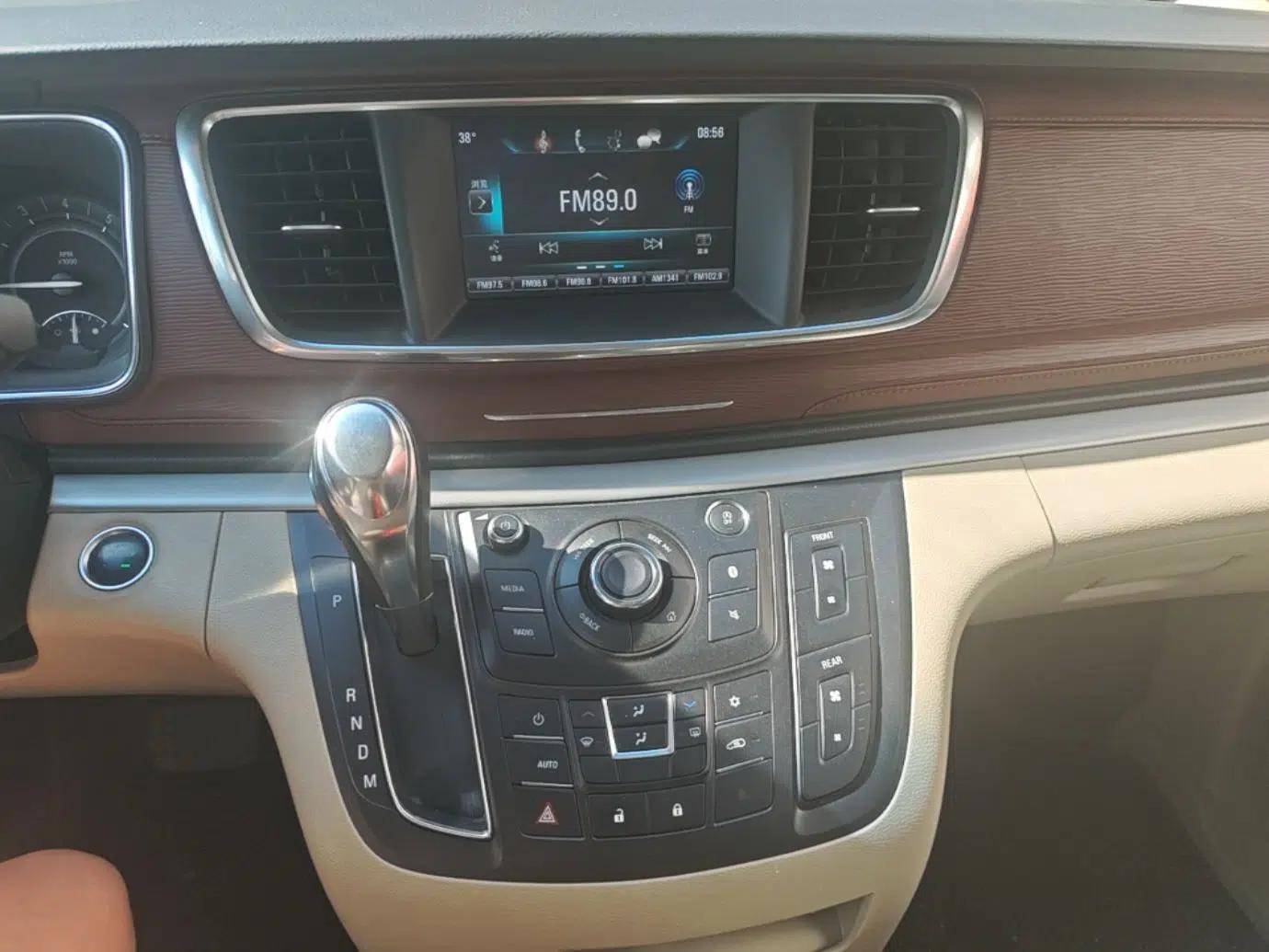 Buick GL8 2018 28T Comfort Model China VI Standard — миниатюра 15