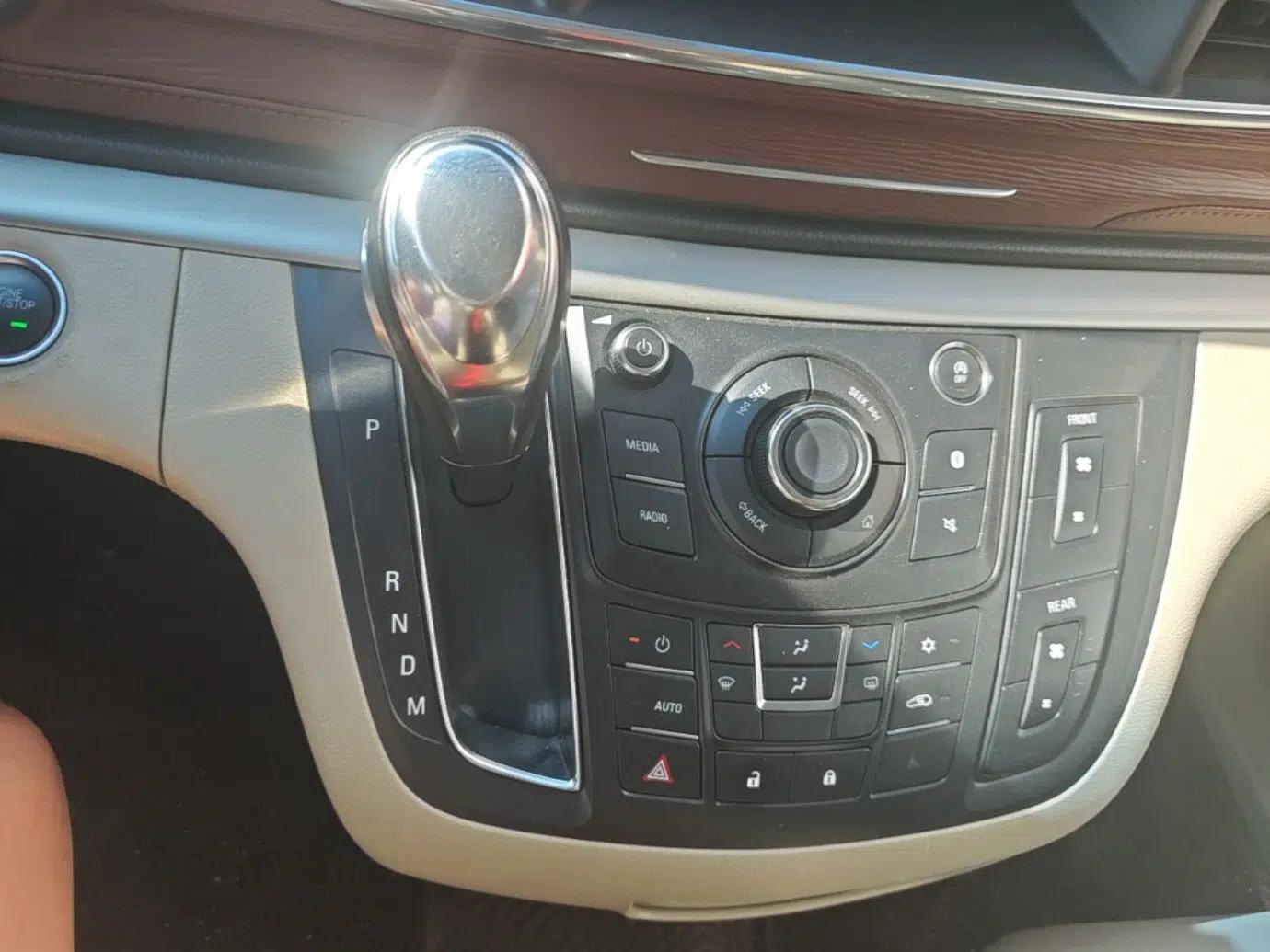Buick GL8 2018 28T Comfort Model China VI Standard — миниатюра 16
