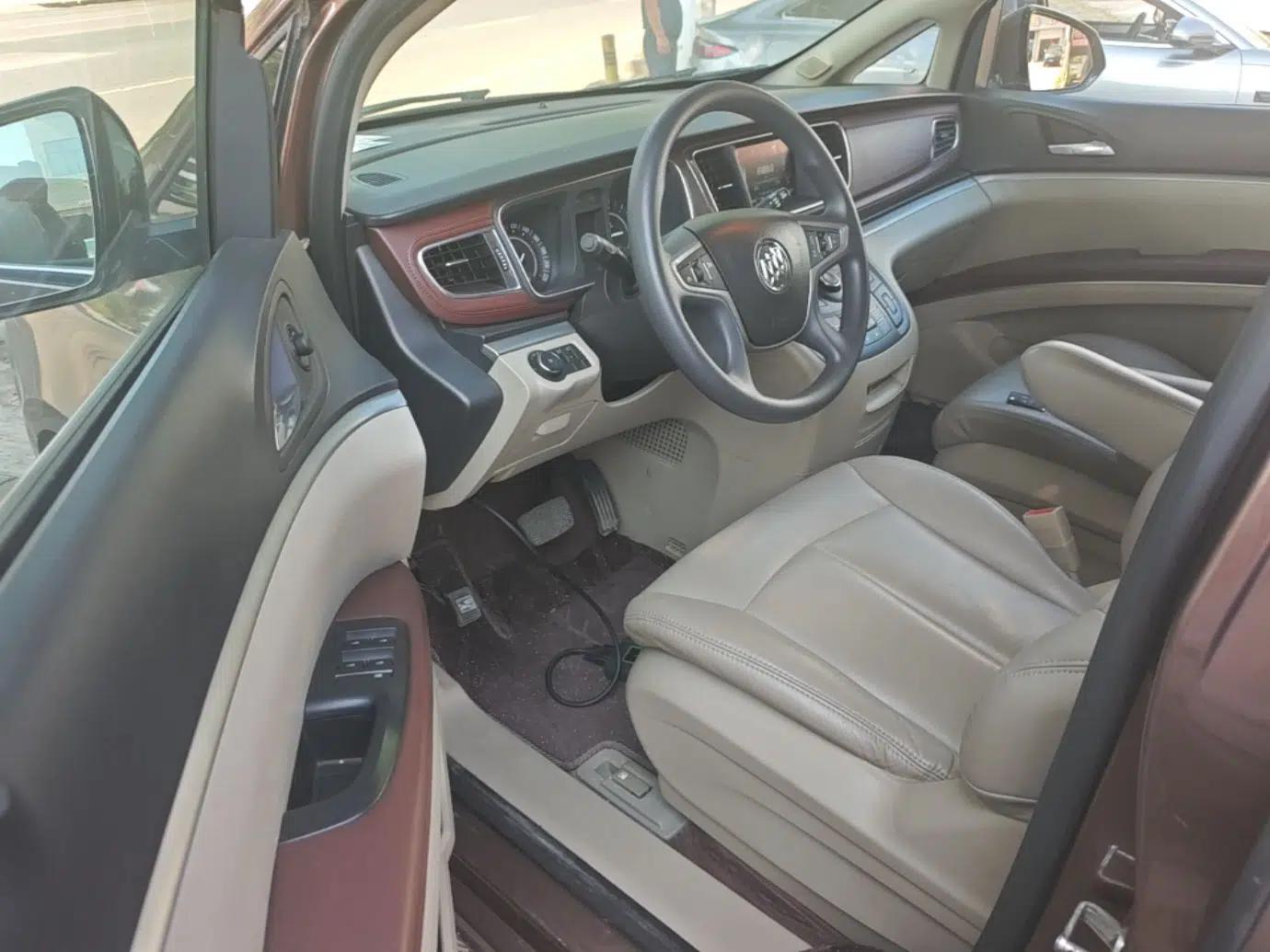 Buick GL8 2018 28T Comfort Model China VI Standard — миниатюра 18