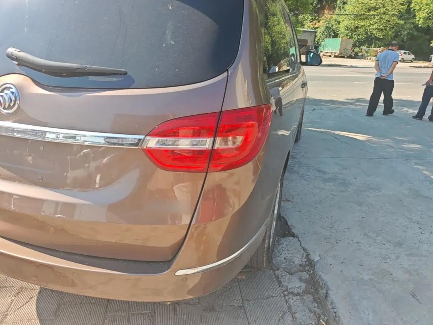 Buick GL8 2018 28T Comfort Model China VI Standard — миниатюра 9