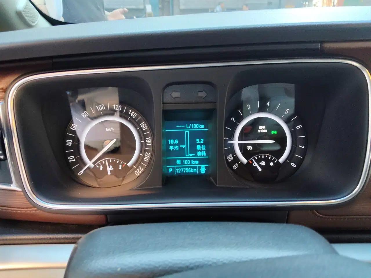 Buick GL8 2018 28T Luxury Model China VI Standard — миниатюра 11