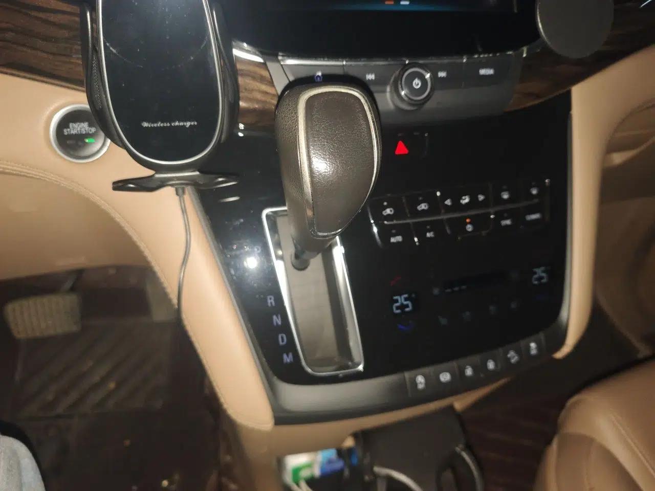 Buick GL8 2017 ES 28T Flagship Model China V Standard — миниатюра 14