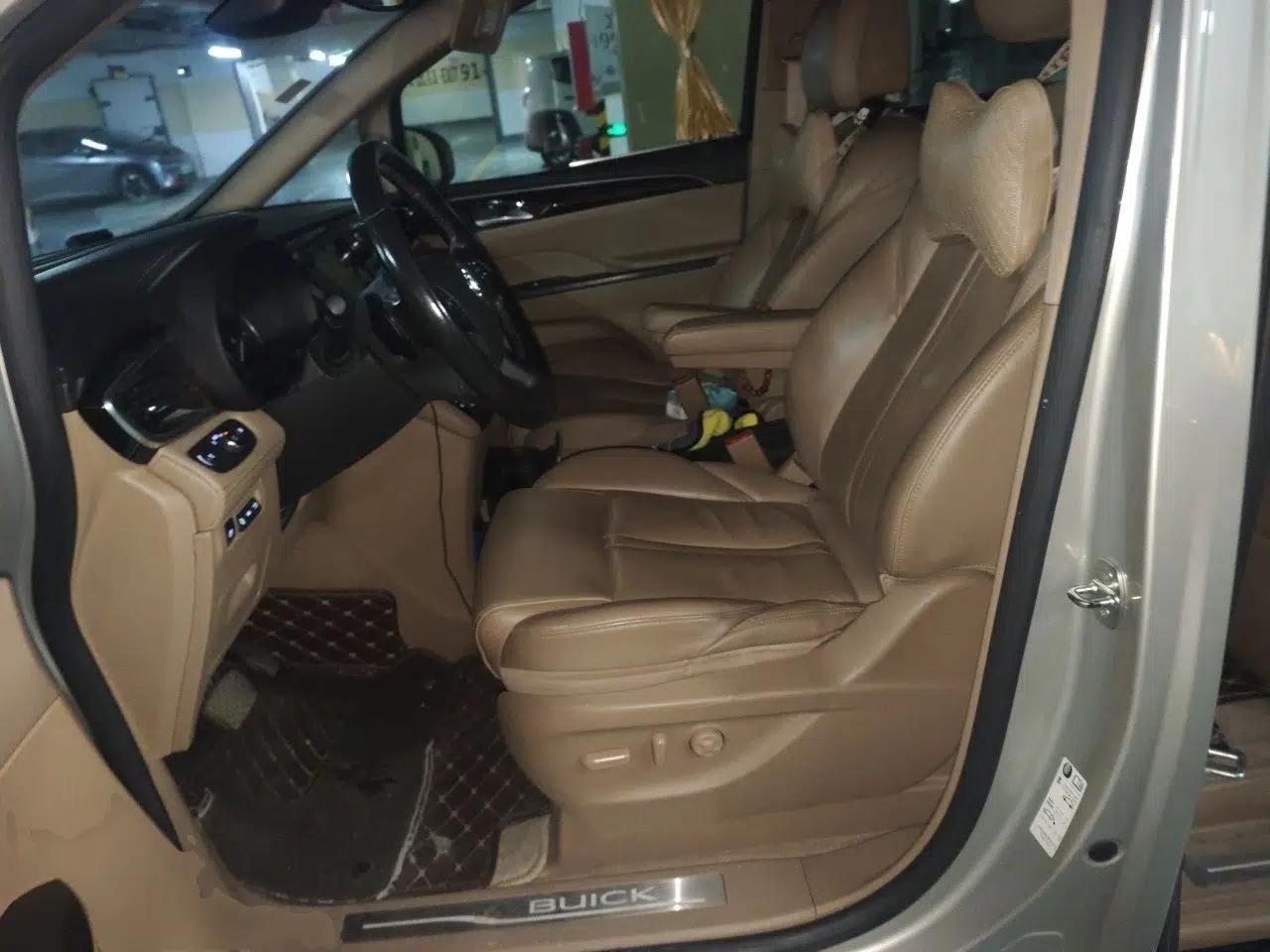 Buick GL8 2017 ES 28T Flagship Model China V Standard — миниатюра 15