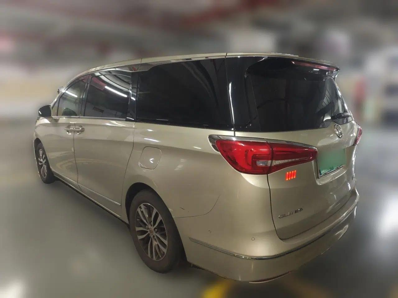Buick GL8 2017 ES 28T Flagship Model China V Standard — миниатюра 4