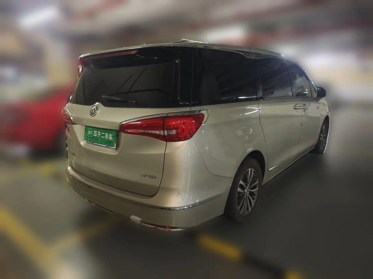 Buick GL8 2017 ES 28T Flagship Model China V Standard — миниатюра 6