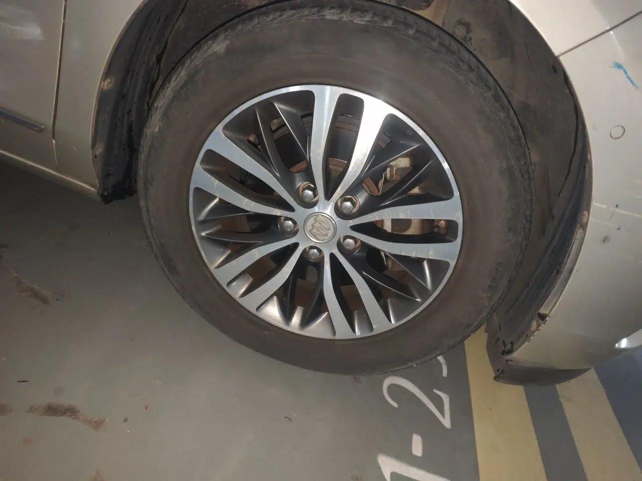 Buick GL8 2017 ES 28T Flagship Model China V Standard — миниатюра 8