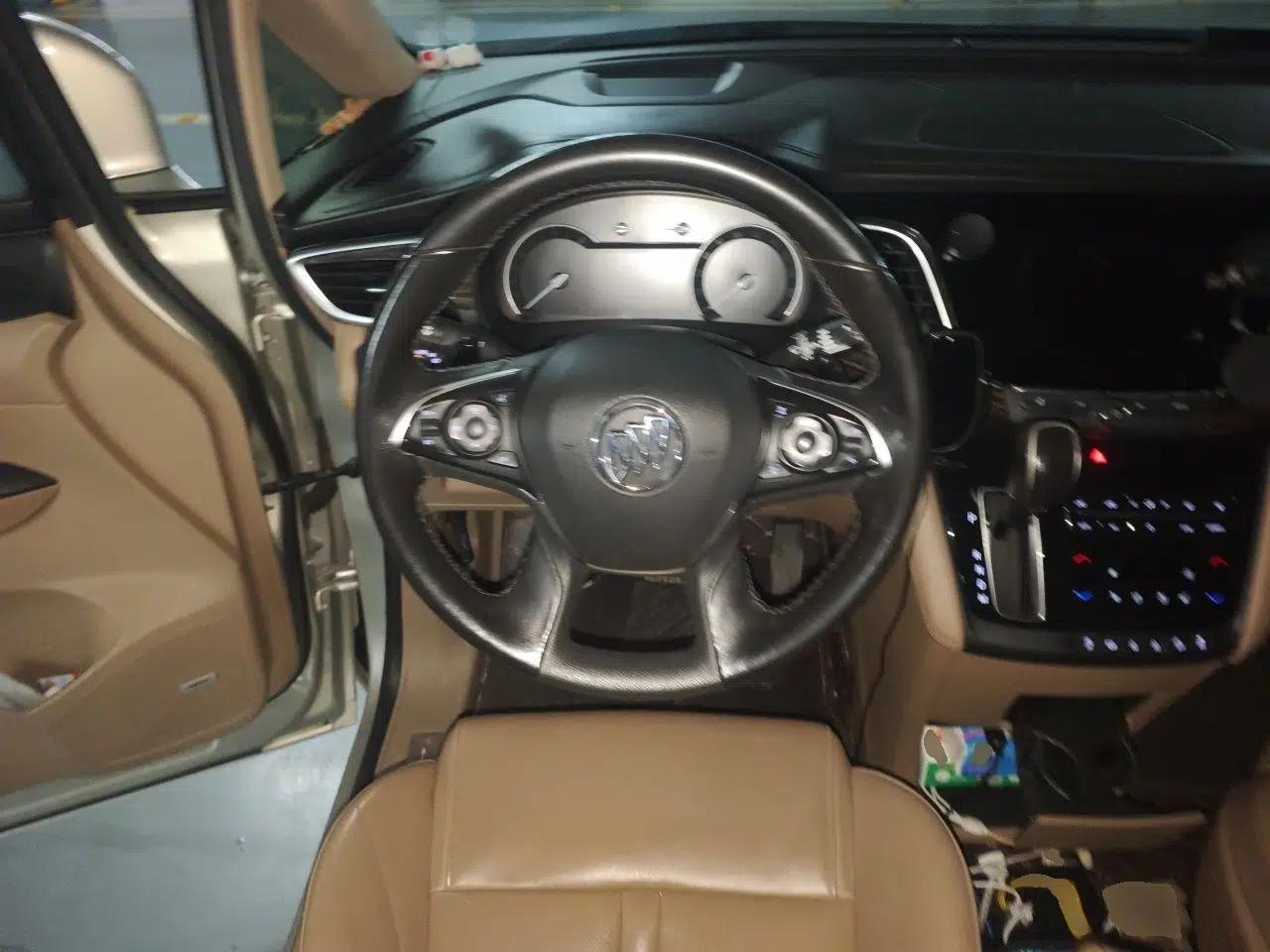 Buick GL8 2017 ES 28T Flagship Model China V Standard — миниатюра 10