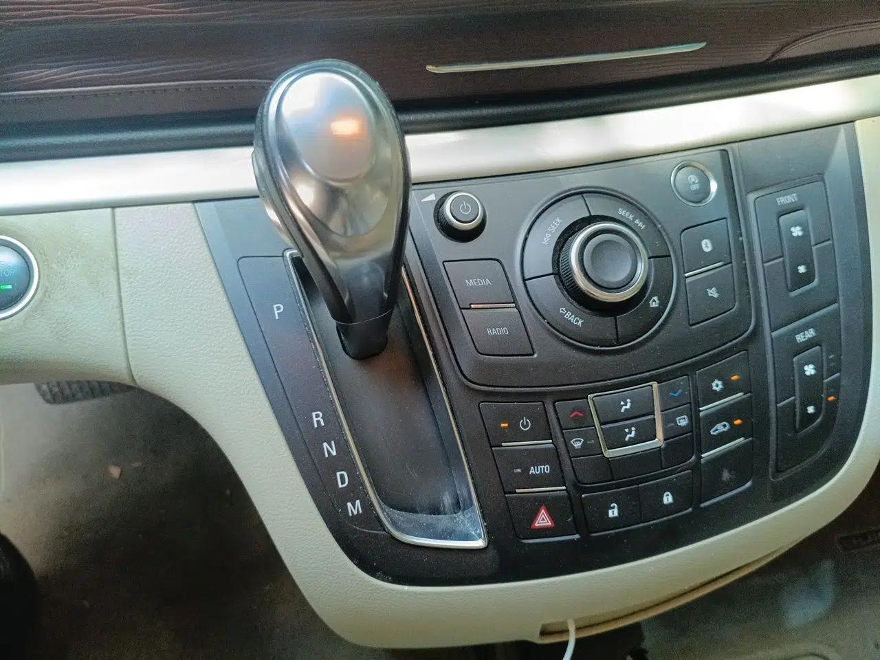 Buick GL8 2017 25S Luxury Version China V Standard — миниатюра 14