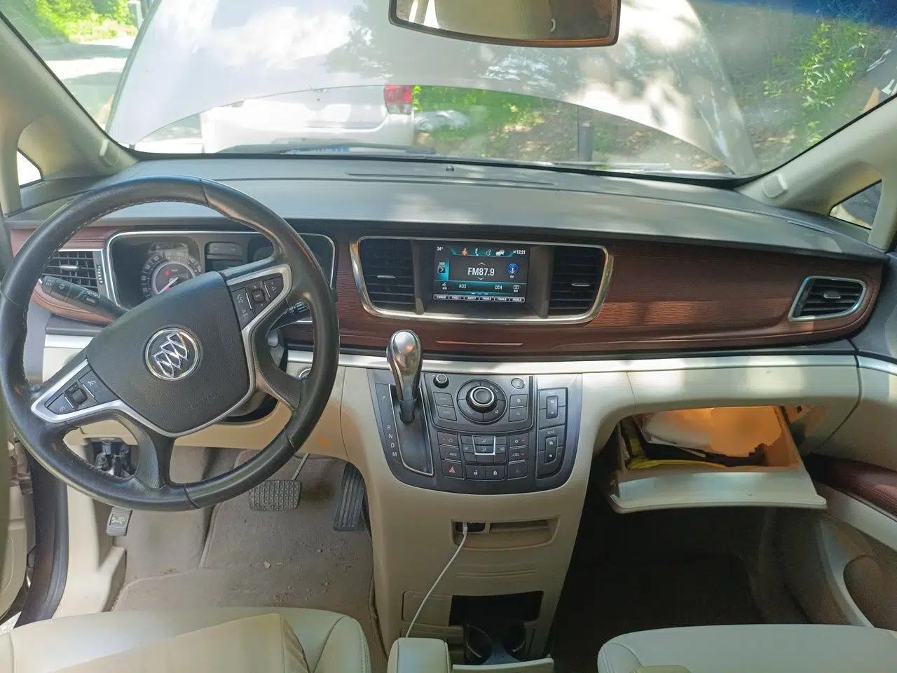 Buick GL8 2017 25S Luxury Version China V Standard — миниатюра 9