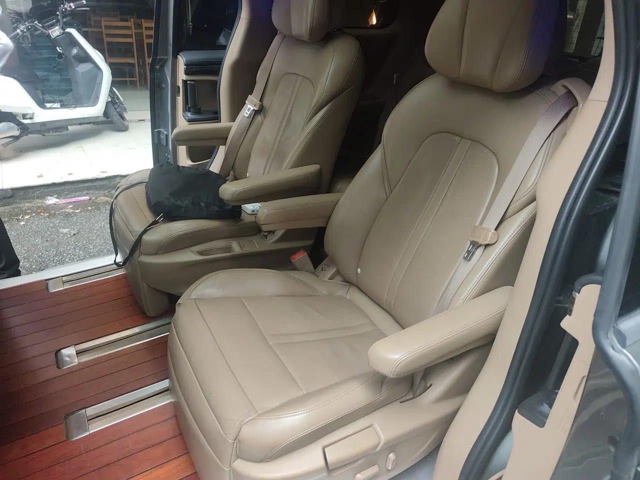 Buick GL8 2017 ES 28T Luxury Model China V Standard — миниатюра 17