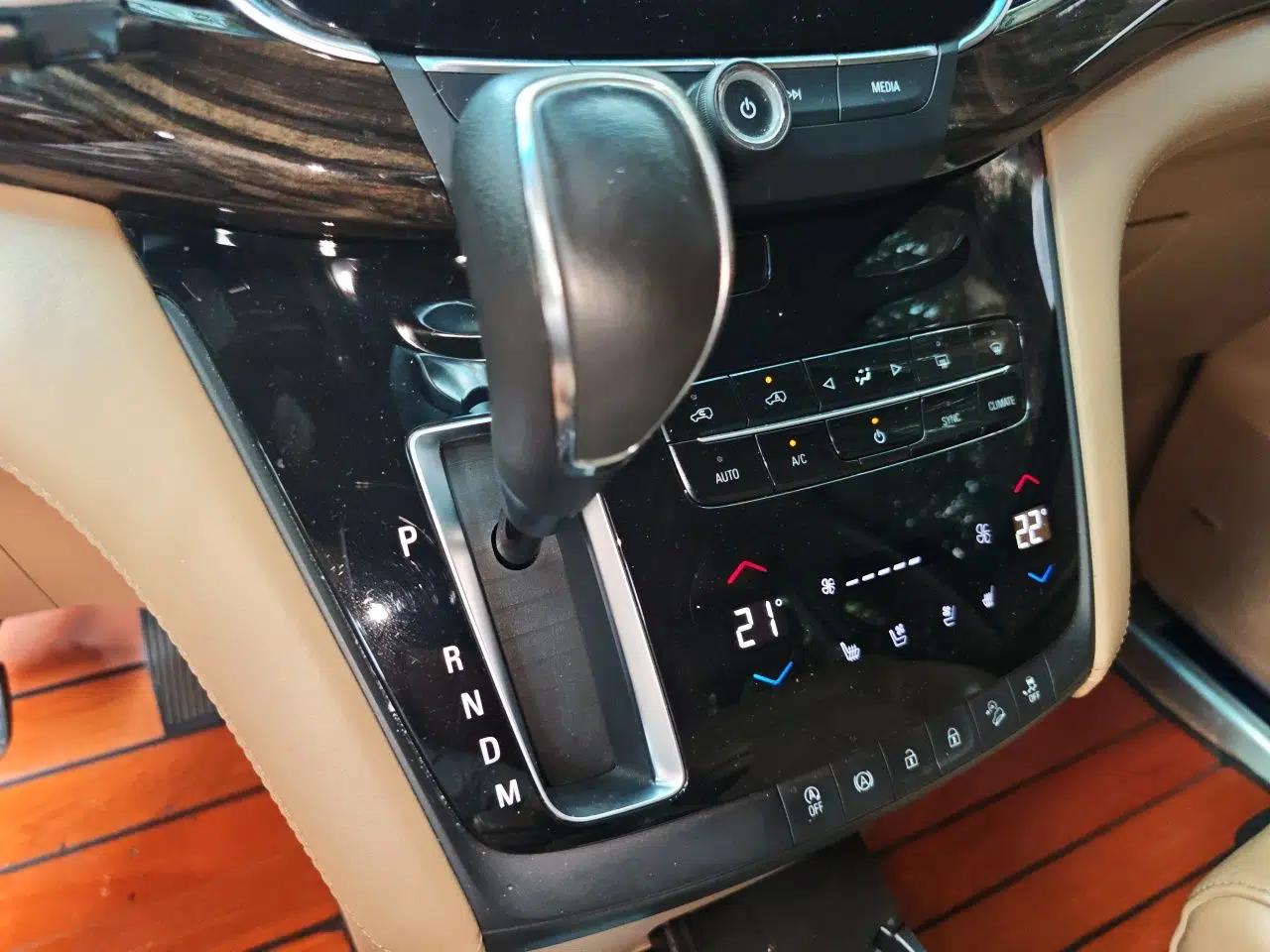 Buick GL8 2017 ES 28T Flagship Model China V Standard — миниатюра 14