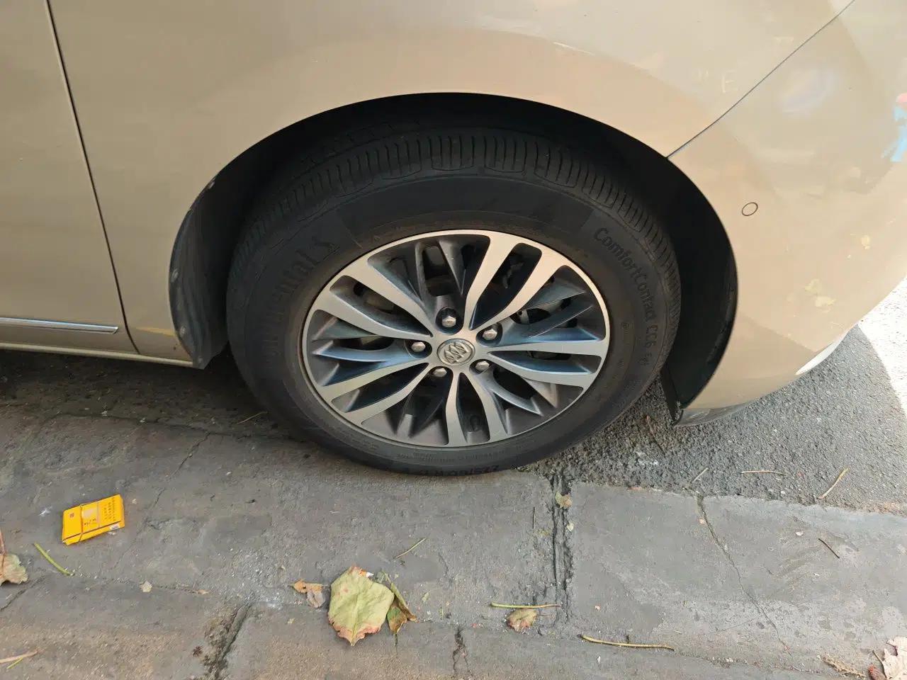 Buick GL8 2017 ES 28T Flagship Model China V Standard — миниатюра 8