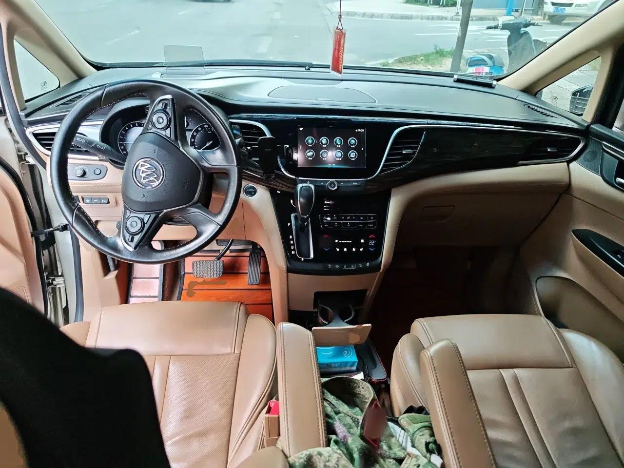 Buick GL8 2017 ES 28T Flagship Model China V Standard — миниатюра 9