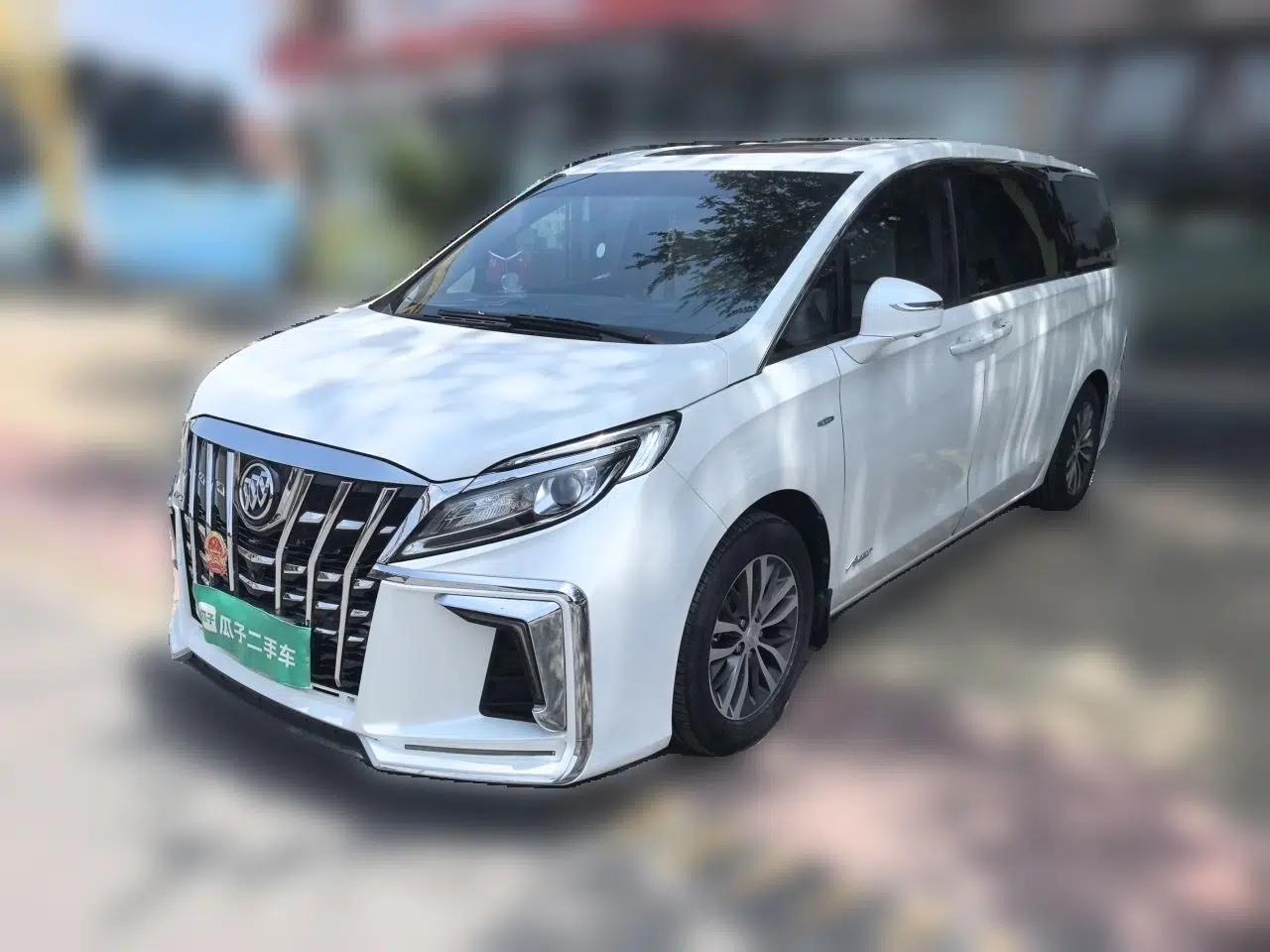Buick GL8 2017 ES 28T Comfort Model China V Standard — миниатюра 1