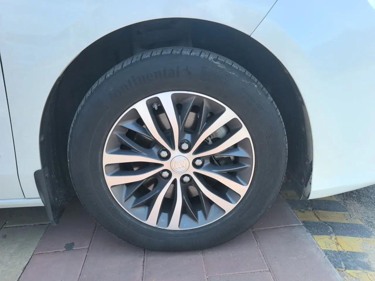 Buick GL8 2017 ES 28T Comfort Model China V Standard — миниатюра 8