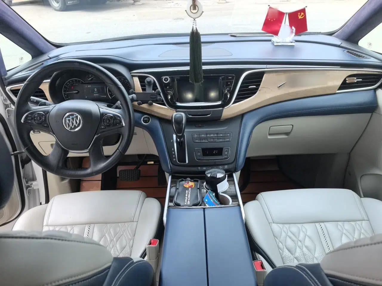 Buick GL8 2017 ES 28T Comfort Model China V Standard — миниатюра 9