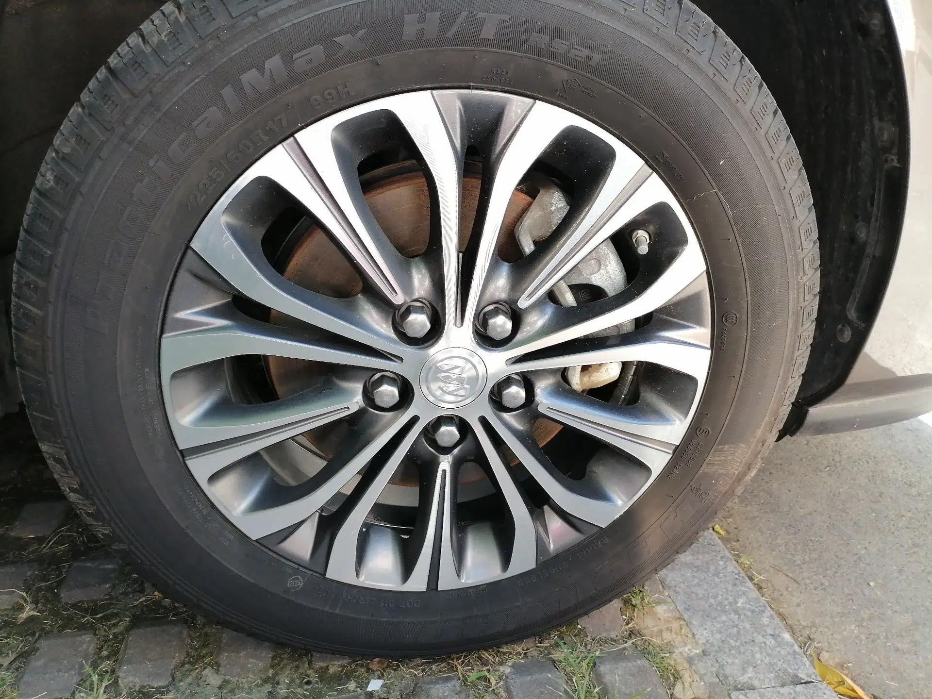 Buick GL8 2023 Land Executive Class Comfort Model — миниатюра 8