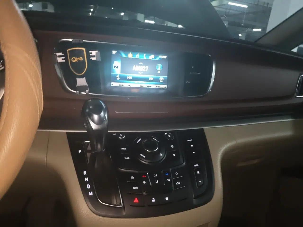 Buick GL8 2017 25S Comfort Version China V Standard — миниатюра 13