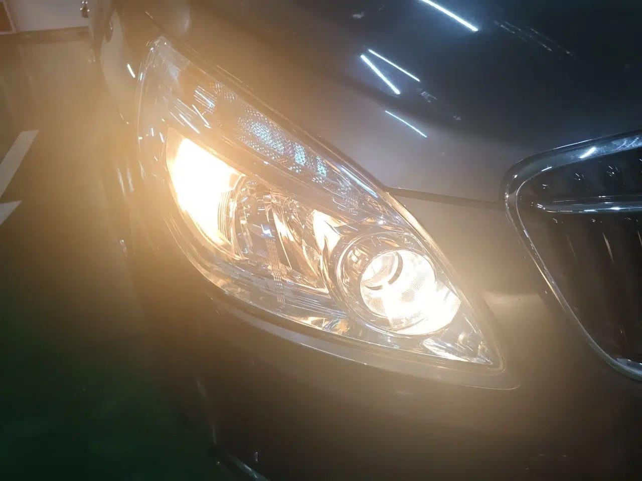 Buick GL8 2017 25S Comfort Version China V Standard — миниатюра 7