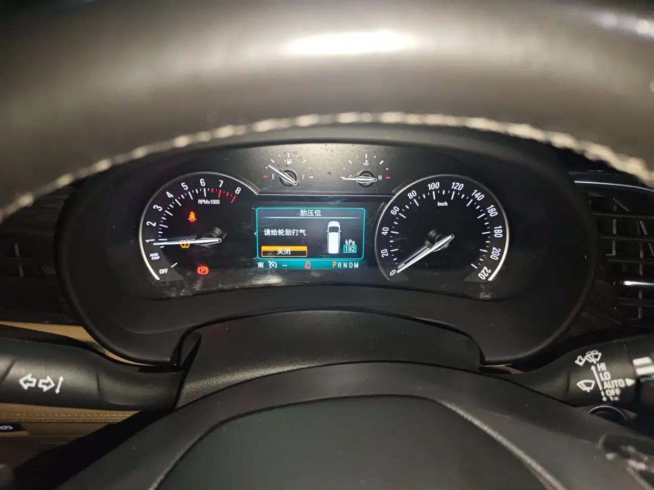Buick GL8 2018 ES 28T Luxury Model China VI Standard — миниатюра 11