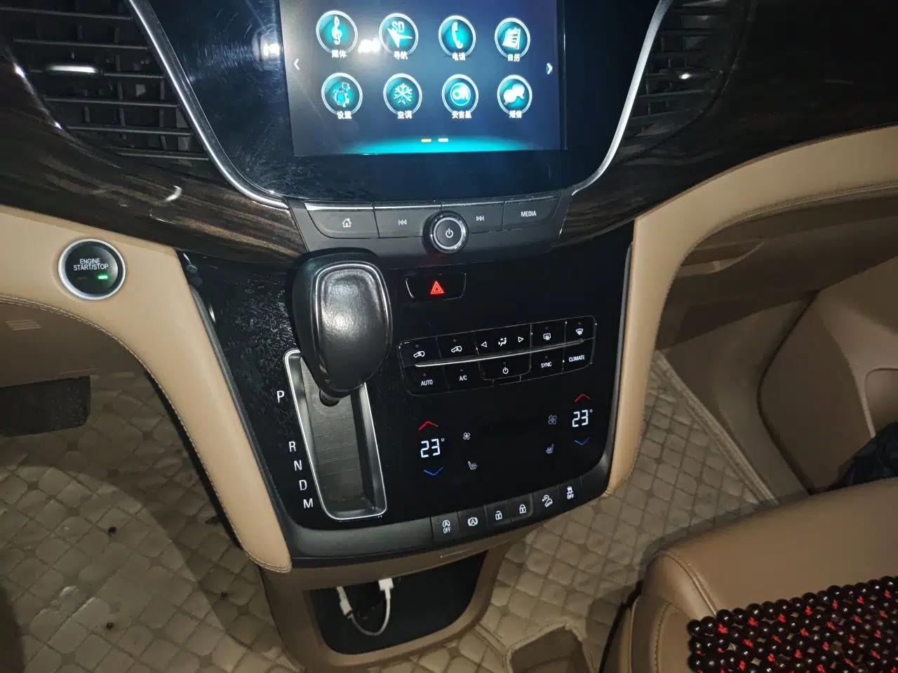 Buick GL8 2018 ES 28T Luxury Model China VI Standard — миниатюра 14