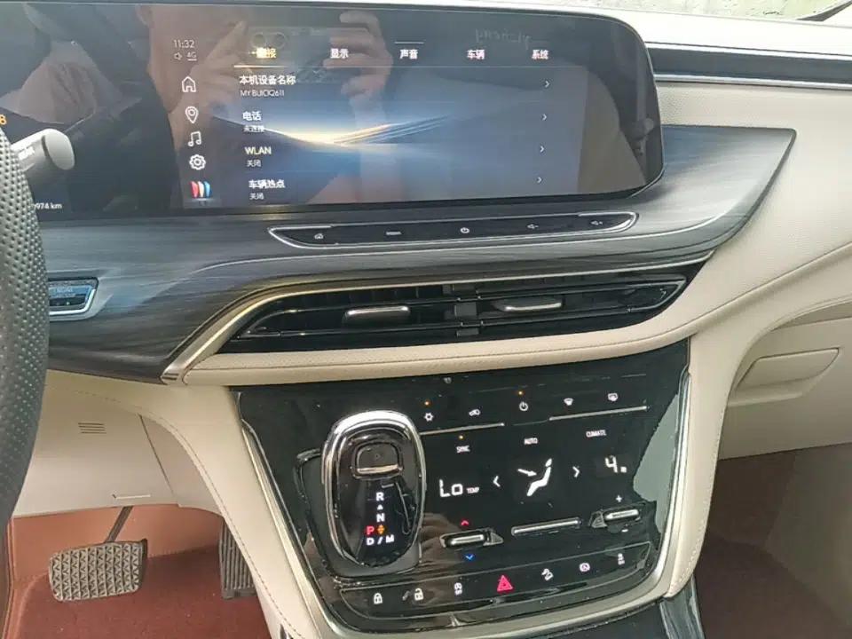 Buick GL8 2023 ES Lu Zun Comfort Model — миниатюра 15