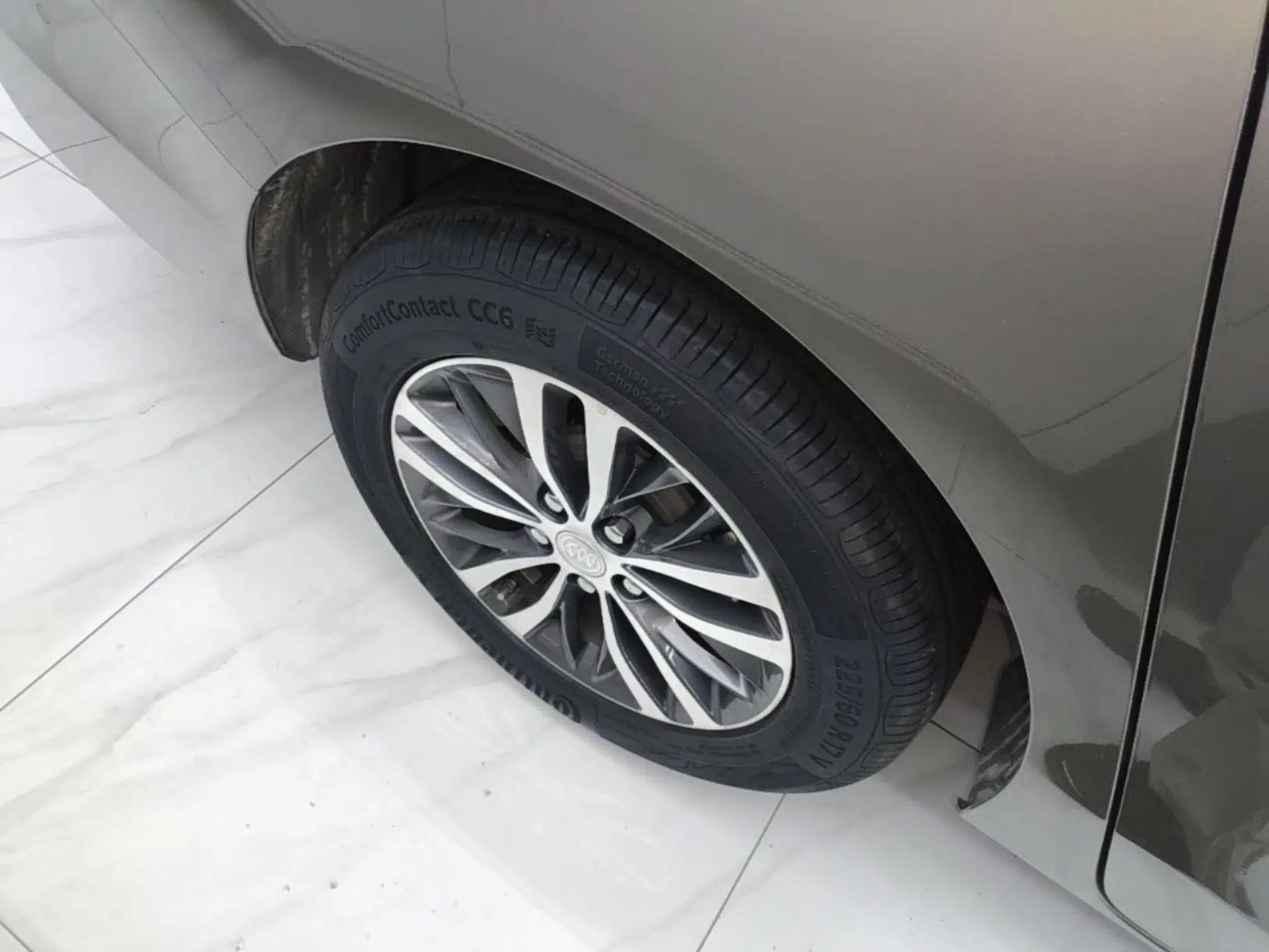 Buick GL8 2021 ES Land Cruiser 653T Luxury Edition — миниатюра 11