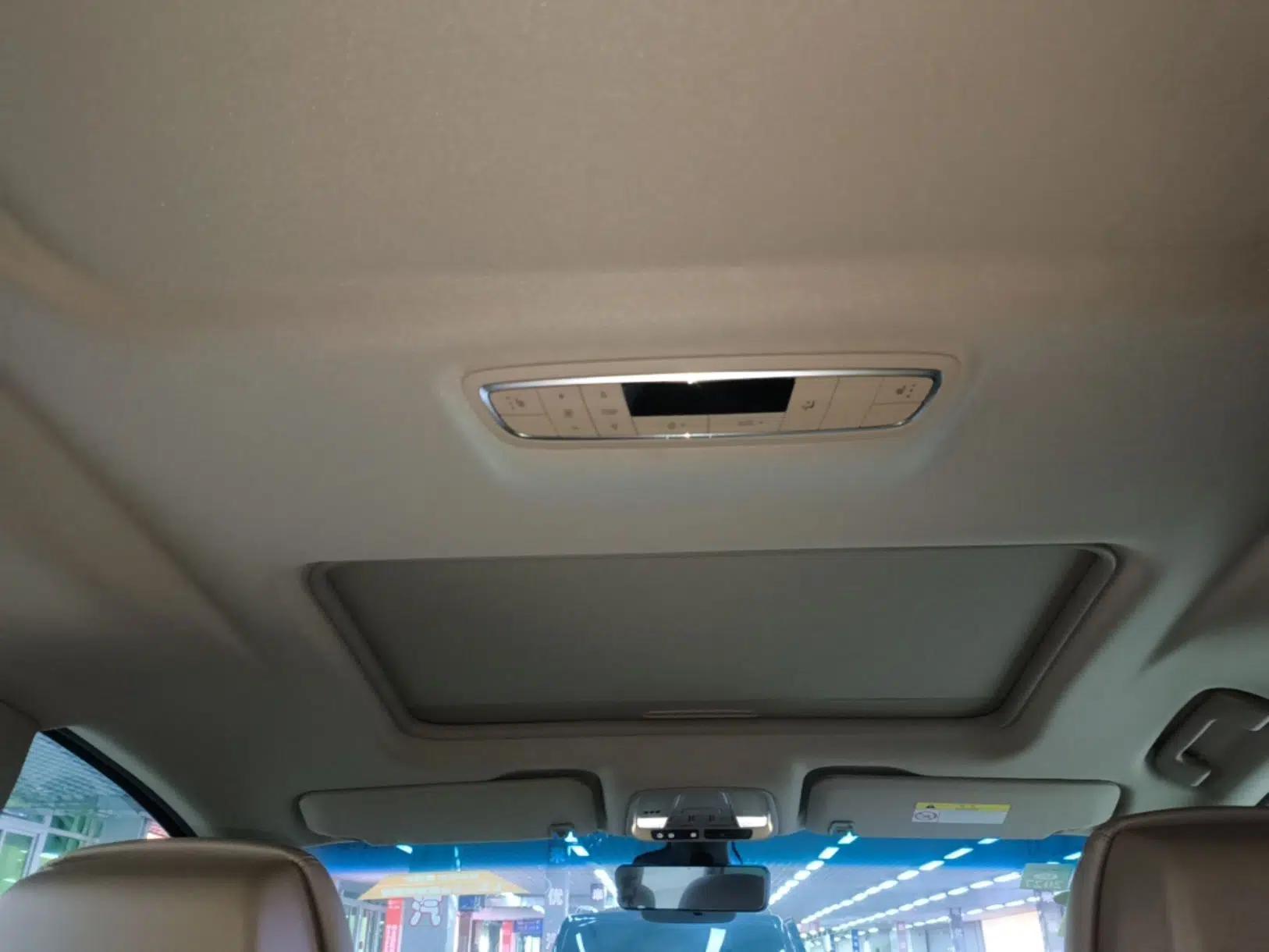 Buick GL8 2021 ES Land Cruiser 653T Luxury Edition — миниатюра 21