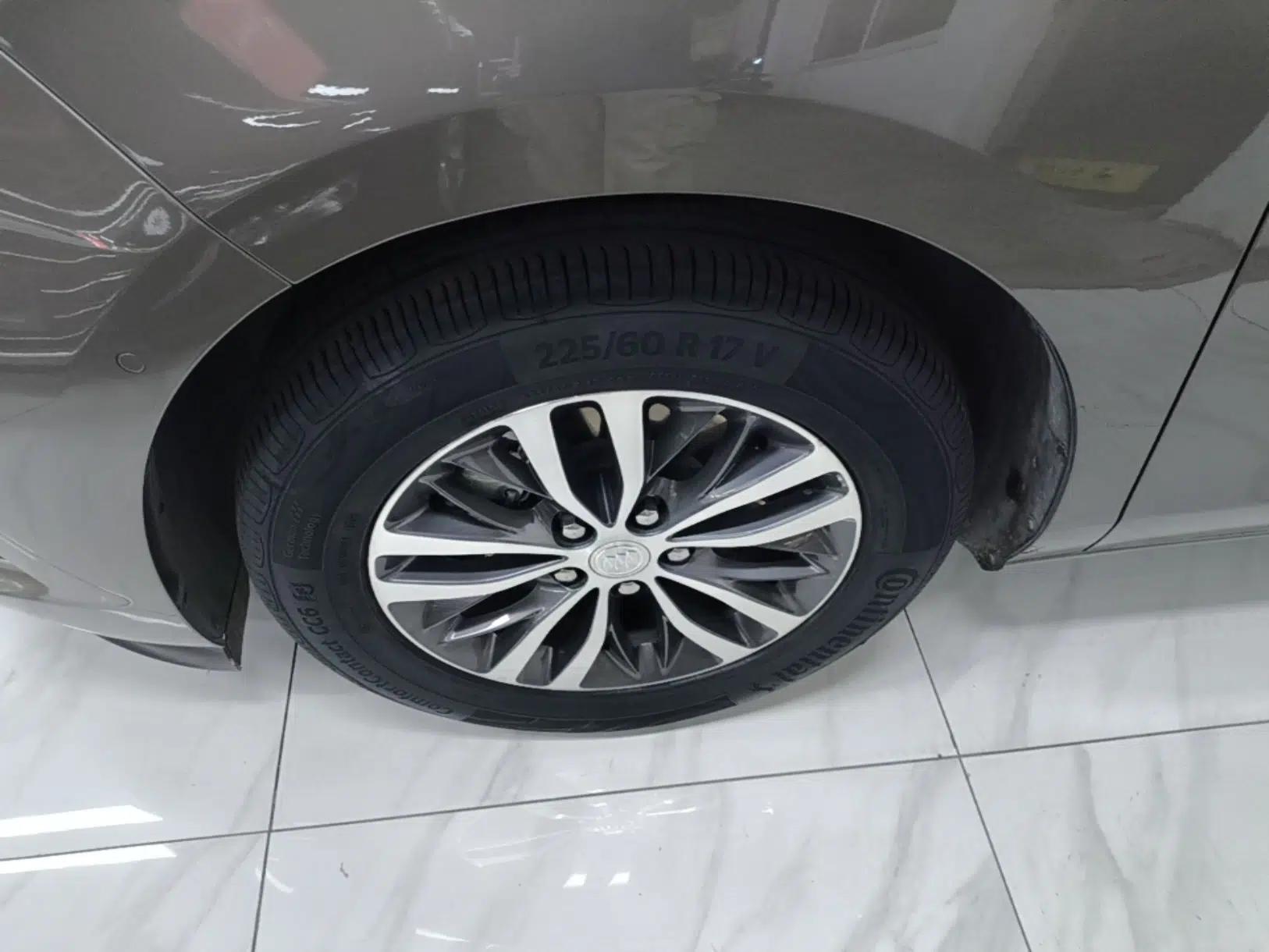 Buick GL8 2021 ES Land Cruiser 653T Luxury Edition — миниатюра 10