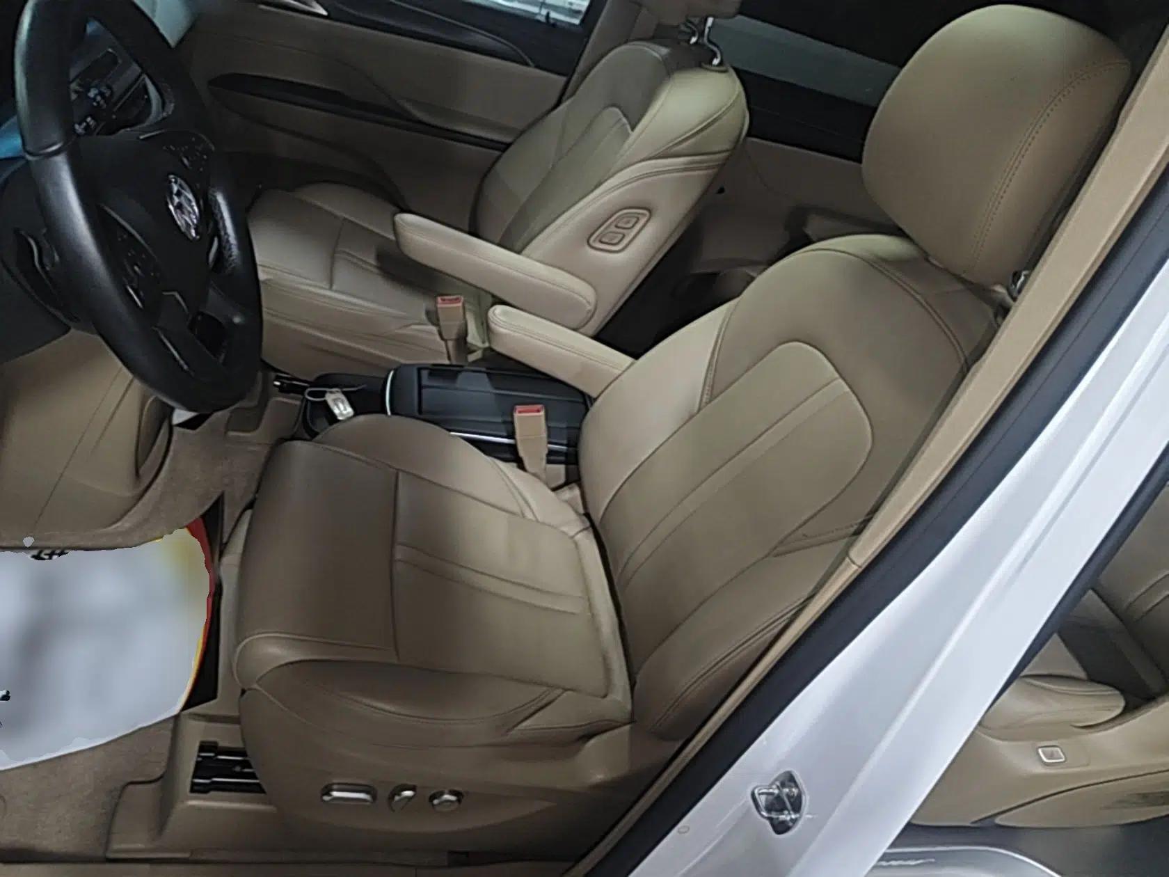 Buick GL8 2020 ES Land Cruiser 653T Luxury Model — миниатюра 17