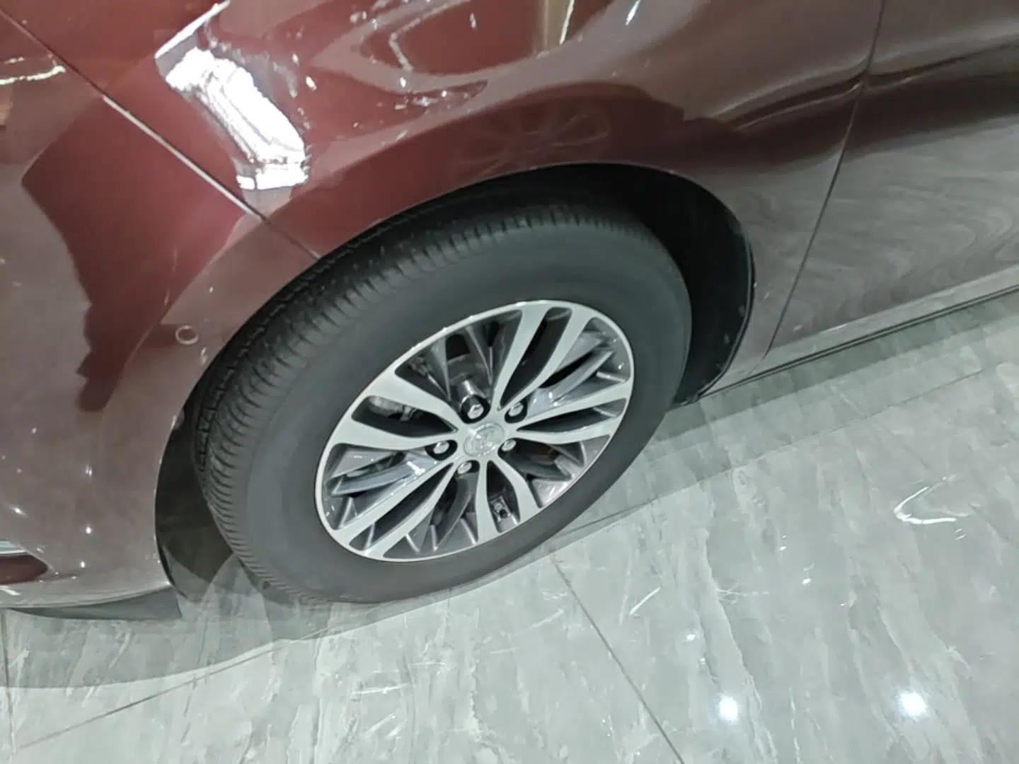 Buick GL8 2022 ES Landtrek 653T Luxury Edition — миниатюра 10