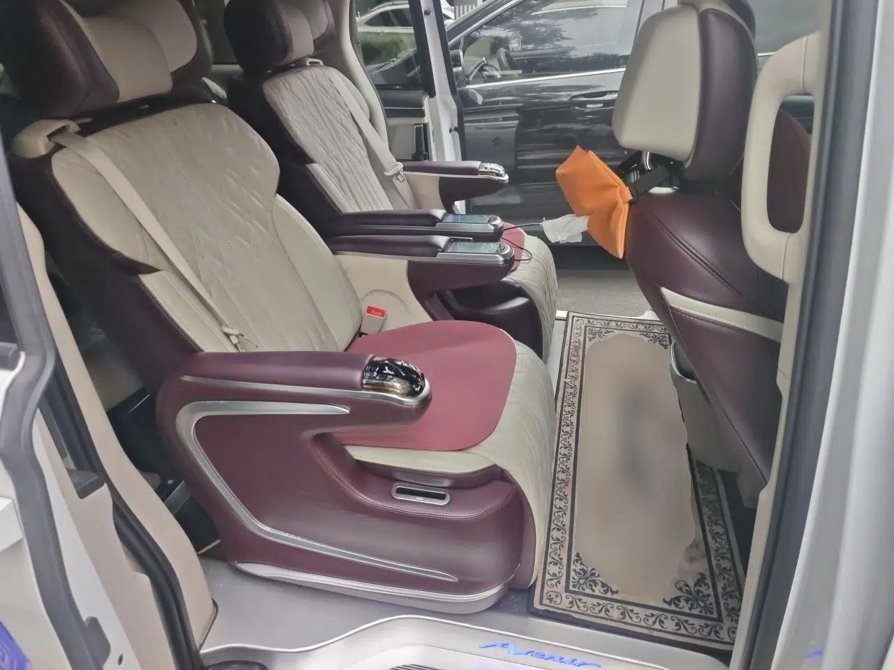 Buick GL8 2023 ES Lu Zun Comfort Model — миниатюра 17