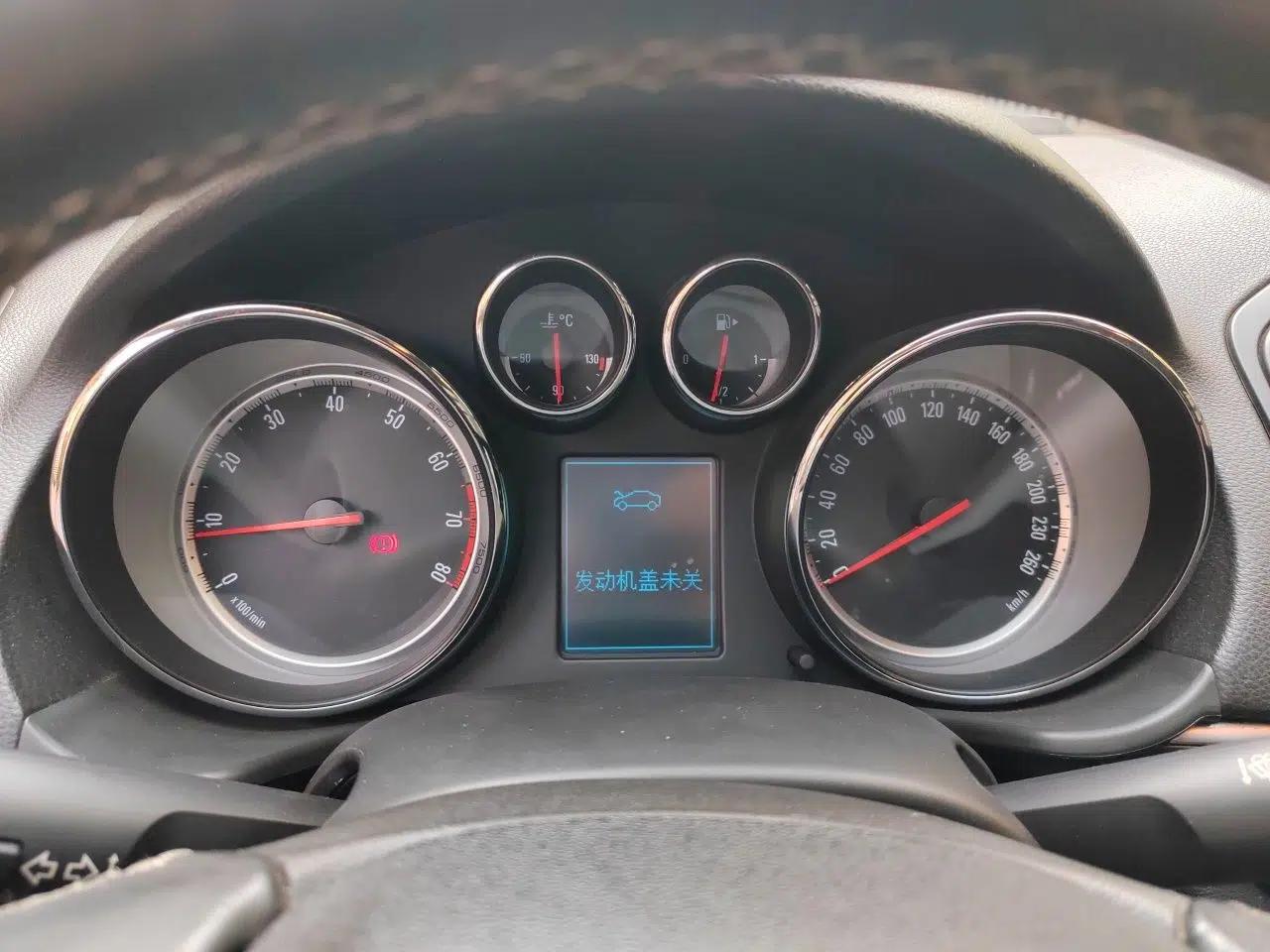 Buick Regal 2015 1.6T Leading Technology Model — миниатюра 11