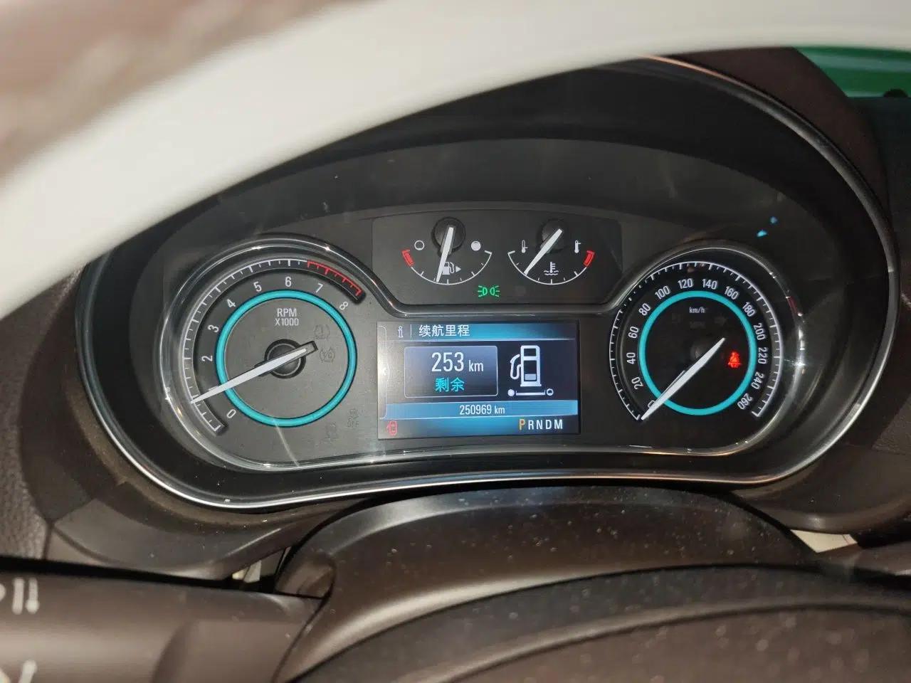 Buick Regal 2014 2.0L Elite Fashion Edition — миниатюра 11