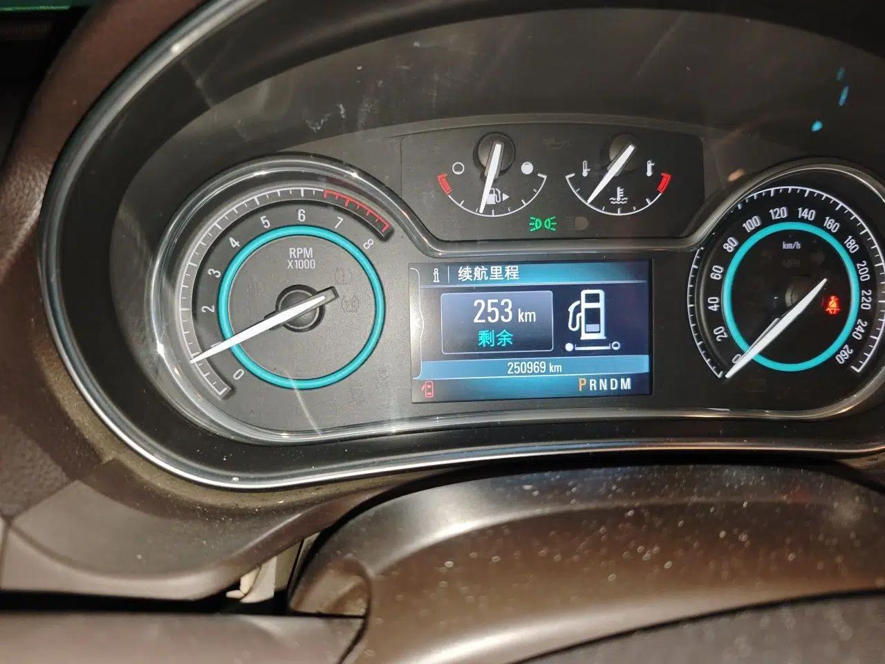 Buick Regal 2014 2.0L Elite Fashion Edition — миниатюра 12