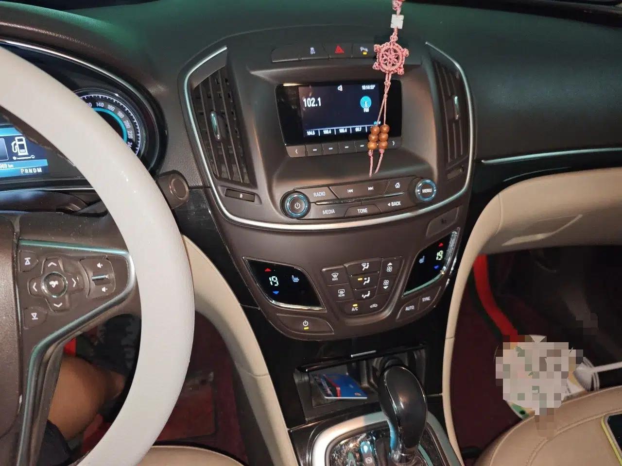 Buick Regal 2014 2.0L Elite Fashion Edition — миниатюра 13