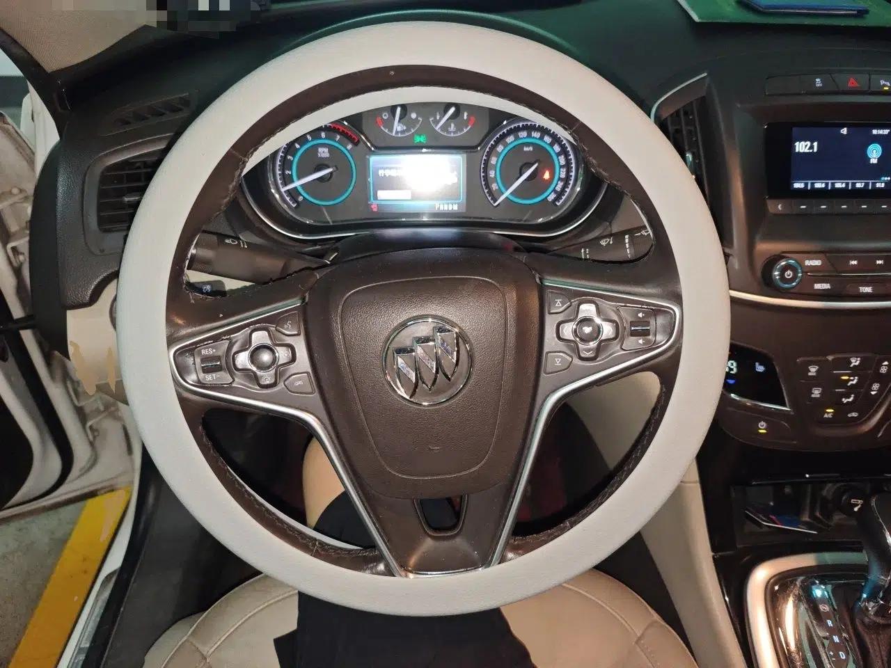 Buick Regal 2014 2.0L Elite Fashion Edition — миниатюра 10