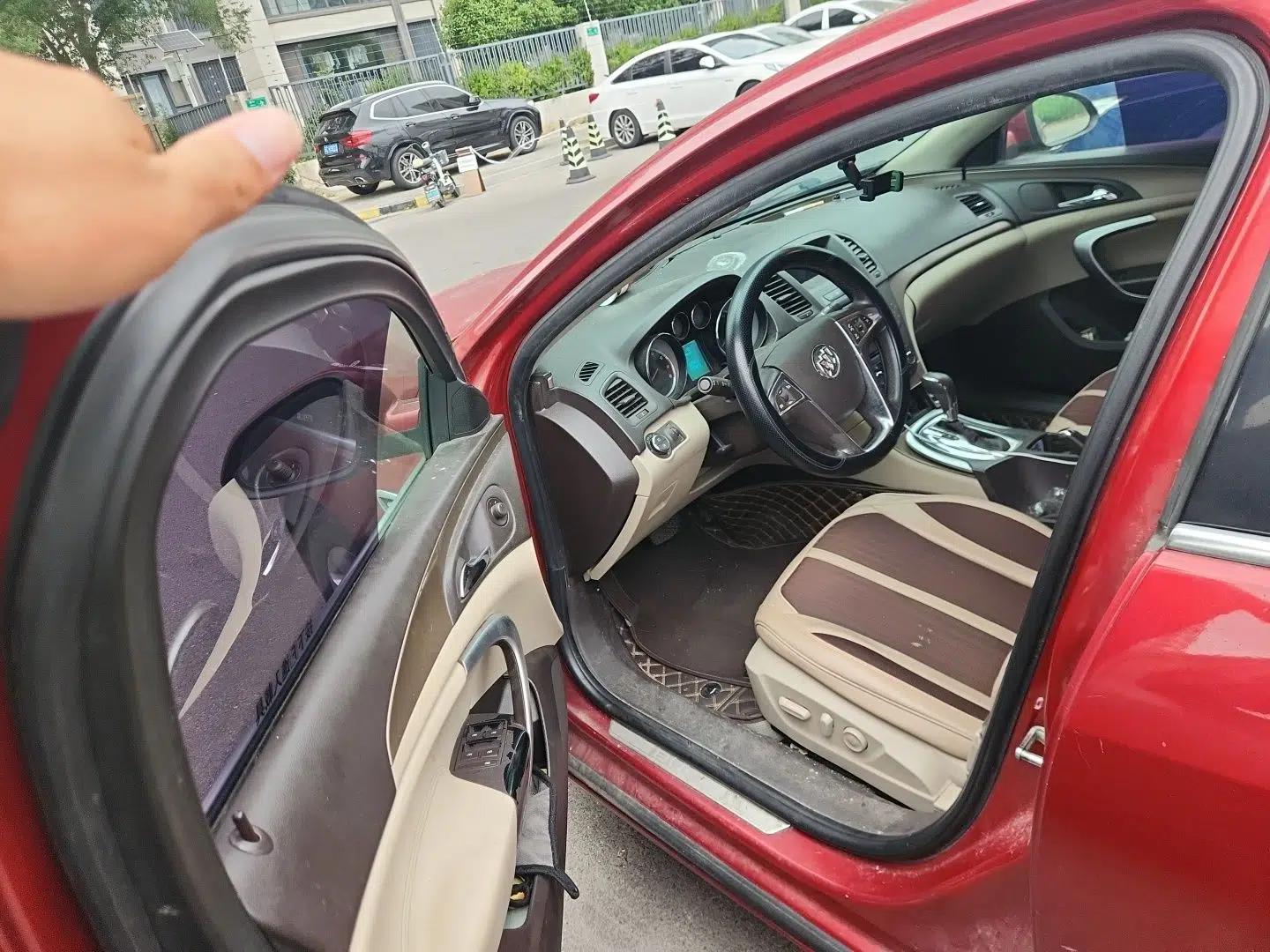 Buick Regal 2012 2.0L Luxury Edition — миниатюра 16