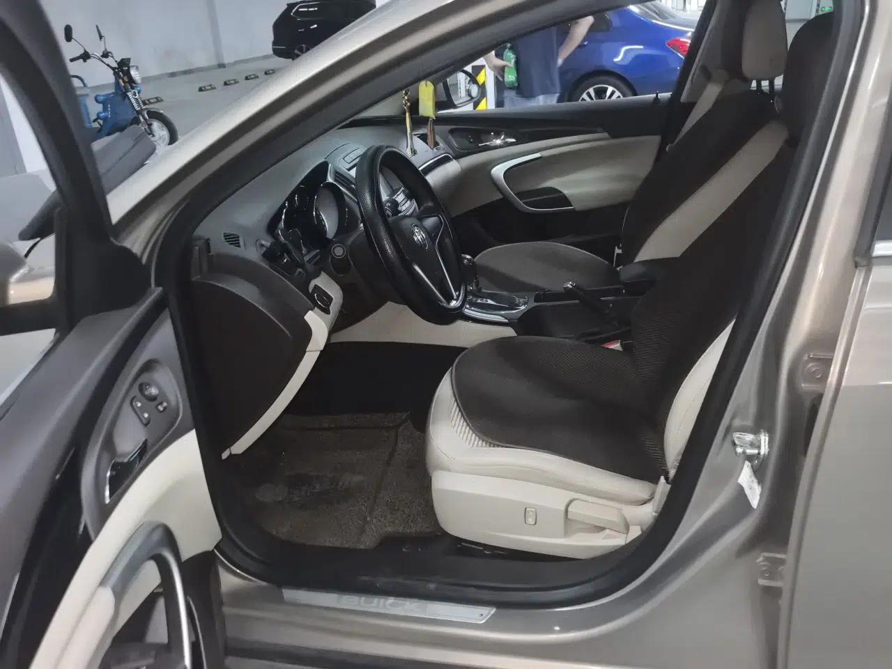 Buick Regal 2015 2.0L Leading Fashion Edition — миниатюра 15