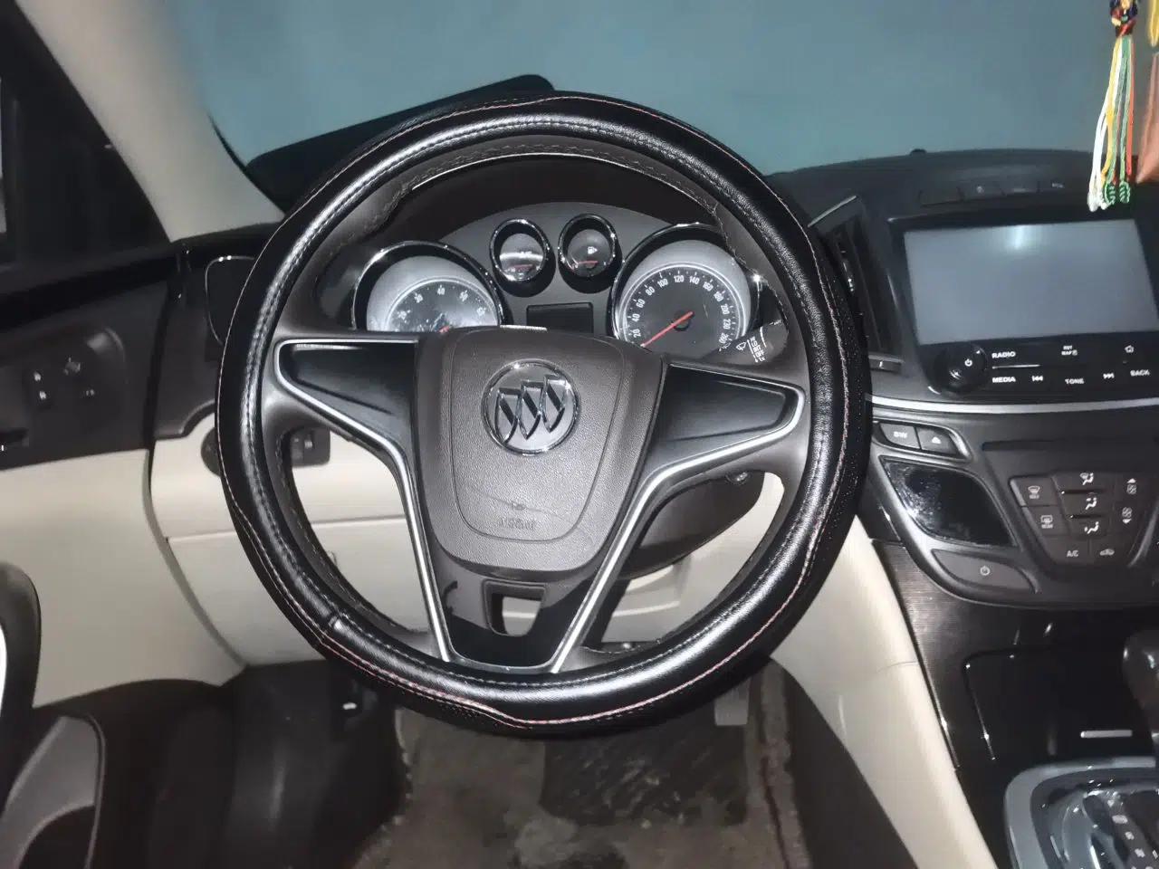 Buick Regal 2015 2.0L Leading Fashion Edition — миниатюра 10
